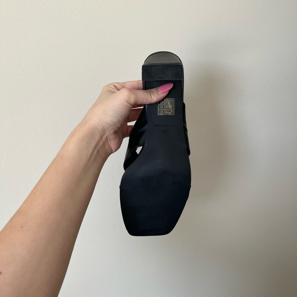 RAID black heels/sandals - Picture 3 of 5